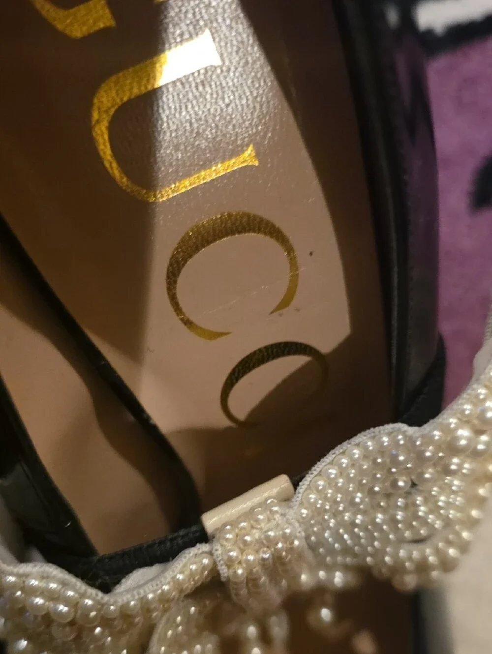 Gucci Black Leather Stiletto Pumps with Pearl Knot Accent
